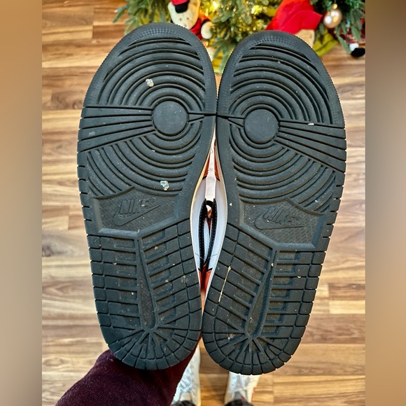 Air Jordan 1 SE Mid “Turf Orange” sz. 9 - Picture 6 of 8